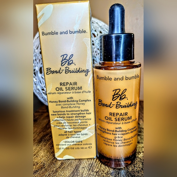🎉HOST PICK🎉 BUMBLE AND BUMBLE Bond-Building Repair Oil - Picture 10 of 11